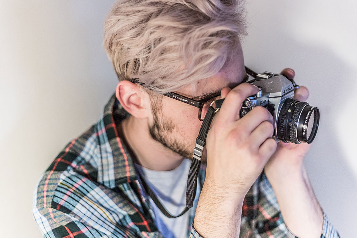 How to Keep a Family Portrait Session Under Your Full Control